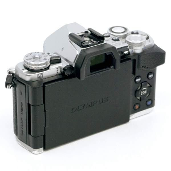 Occasion OLYMPUS OM-D E-M5 MARK II SILVER – Image 3